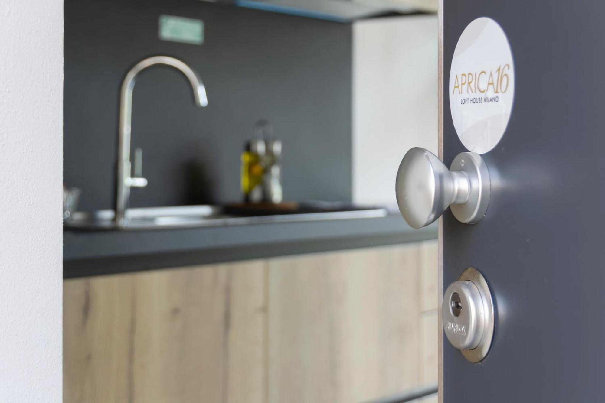 شقة Aprica16 Loft House Milano المظهر الخارجي الصورة
